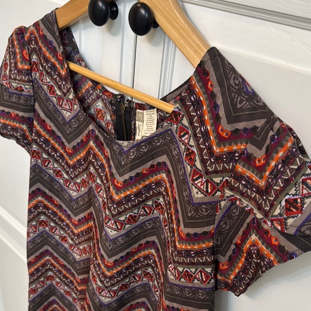 Japna Short Sleeve Blouse. Size M. - Picture 3 of 6
